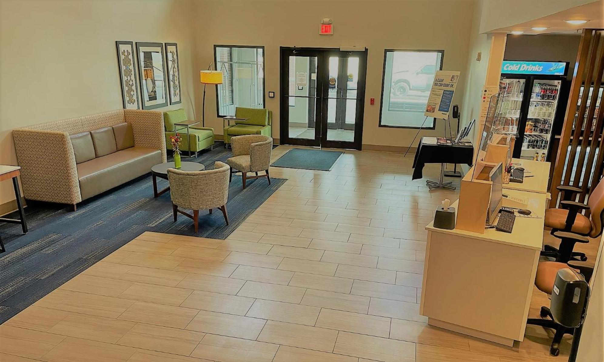 Holiday Inn Express Hotel & Suites Lincoln South By Ihg Bagian luar foto